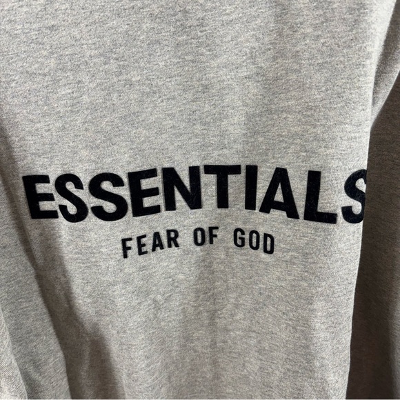 Fear Of God Essentials Stretch Limo Black Pullover Hoodie Men’s NWT - Picture 7 of 16